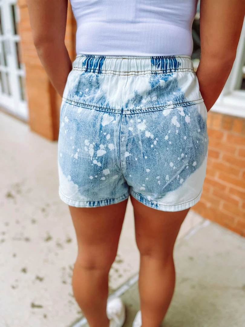 Easel Michaela Washed Denim Shorts Neon Fit Check 5 Easel Michaela Washed Denim Shorts Neon Fit Check