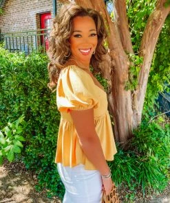 Entro Baylee V Neck Wire Puff Sleeve Top- Chartreuse 8 Entro Baylee V Neck Wire Puff Sleeve Top- Chartreuse