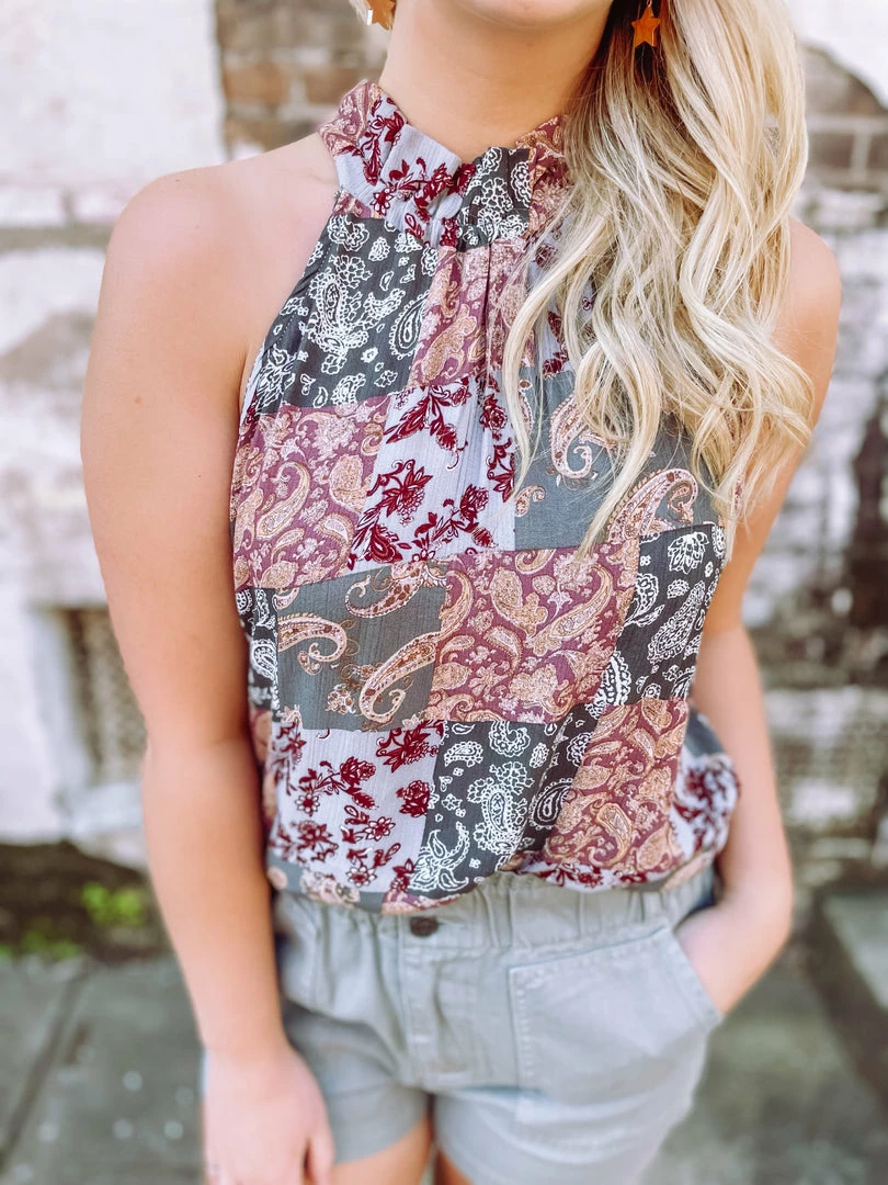 Trend Notes Tops Jada Paisley Floral Keyhole Detail Top 2 Trend Notes Tops Jada Paisley Floral Keyhole Detail Top