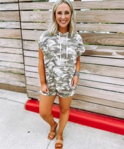 Entro Erin Camo Hoodie & Shorts Set- Mocha