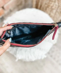 Texas Bling Sadie Quilted Zipper Handbag Bags