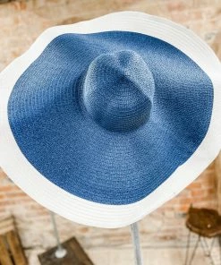 Texas Bling Everly Beach Sunshade Straw Hat- Navy + White