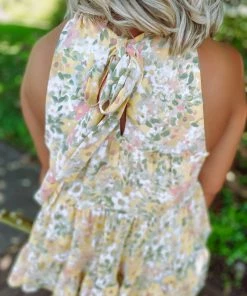 Entro Leah Floral Ruffled Neck Line Top 11 Entro Leah Floral Ruffled Neck Line Top