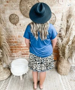 Umgee Hannah Raw Edge Button Detail Top