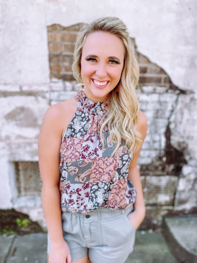 Trend Notes Tops Jada Paisley Floral Keyhole Detail Top 1 Trend Notes Tops Jada Paisley Floral Keyhole Detail Top