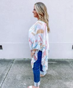 Entro Vienna Printed Asymmetrical Hem Kimono Outerwear