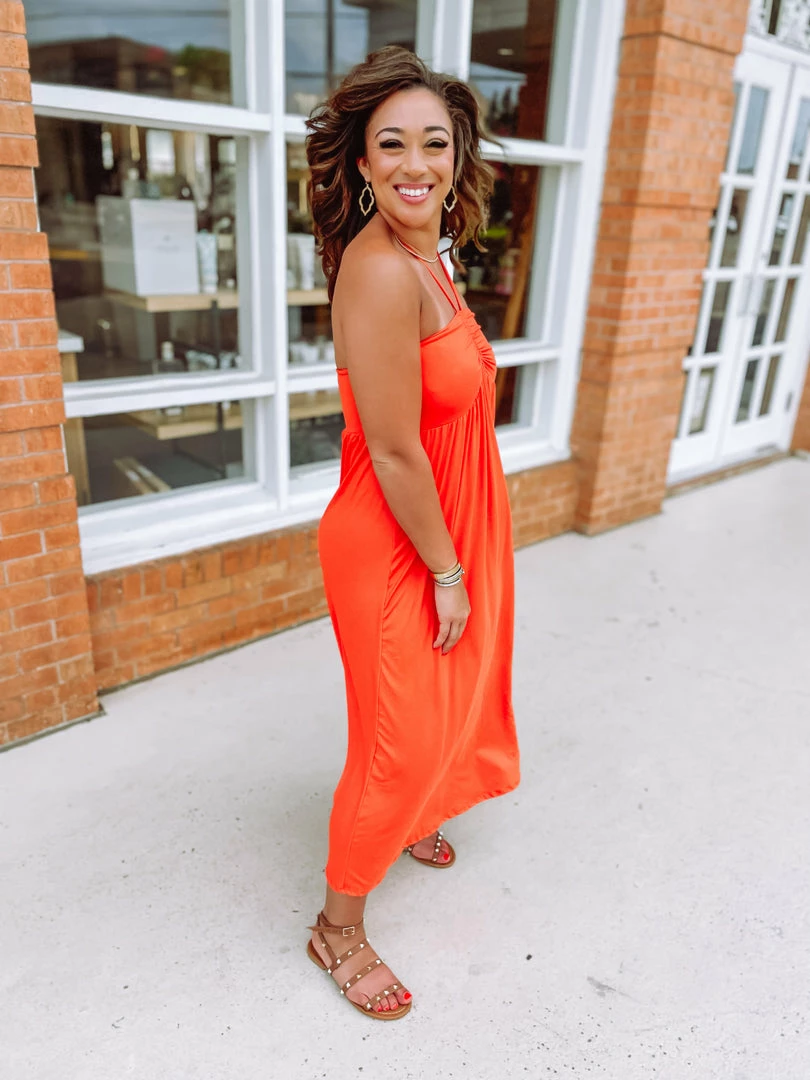 Entro Joselyn Solid Halter Neck Midi Dress 3 Entro Joselyn Solid Halter Neck Midi Dress