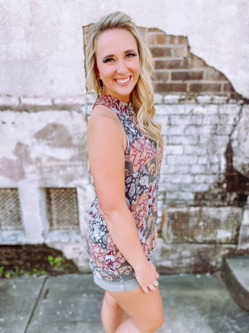 Trend Notes Tops Jada Paisley Floral Keyhole Detail Top 3 Trend Notes Tops Jada Paisley Floral Keyhole Detail Top