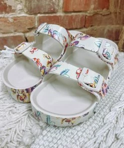 Mia Shoes Kiana Sandals- Flower