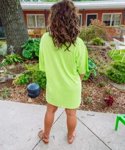 Pierce + Pine Here Comes The Sun T-Shirt Dress Neon Fit Check 9 Pierce + Pine Here Comes The Sun T-Shirt Dress Neon Fit Check