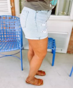Kancan Shelley High Rise Repaired Mom Shorts 7 Kancan Shelley High Rise Repaired Mom Shorts