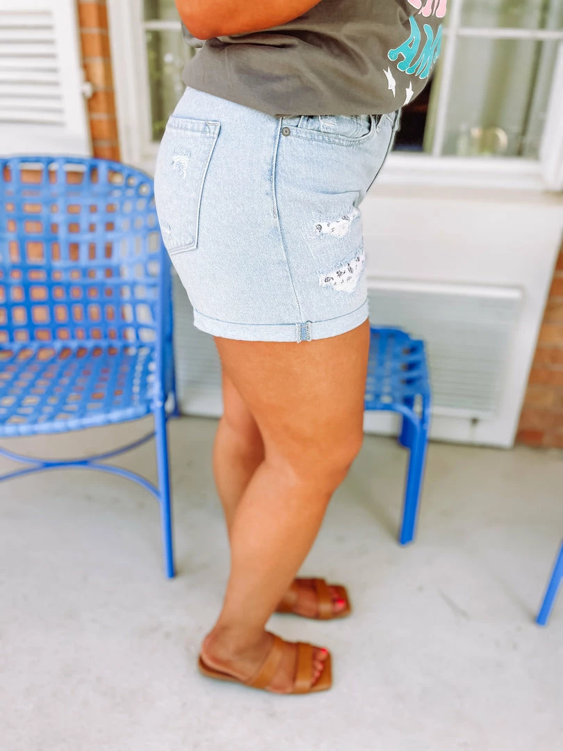 Kancan Shelley High Rise Repaired Mom Shorts 3 Kancan Shelley High Rise Repaired Mom Shorts