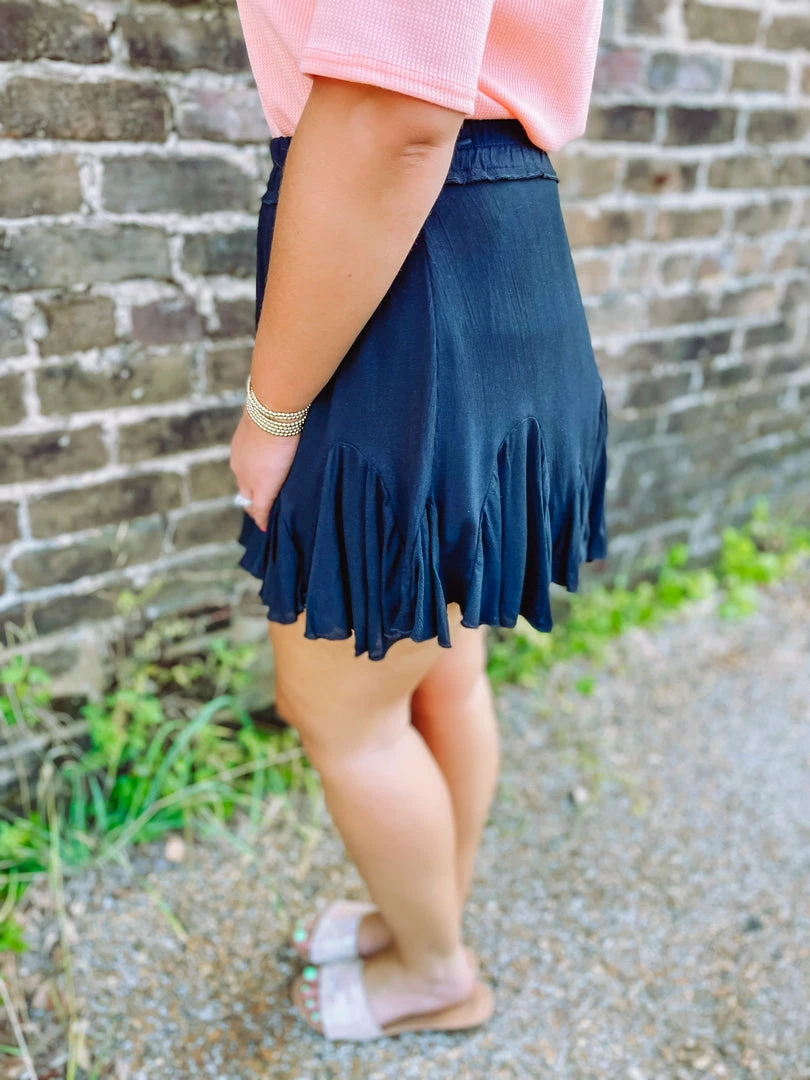 Trend Shop Bottoms Kylie High Waisted Pleated Skirt- Black 3 Trend Shop Bottoms Kylie High Waisted Pleated Skirt- Black