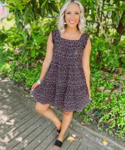 Ces Femme Dresses Baylee Square Neck Floral Ruffle Tier Dress