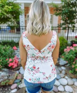 Entro Felicity Floral Surplice Ruched Waist Top Neutral Babe