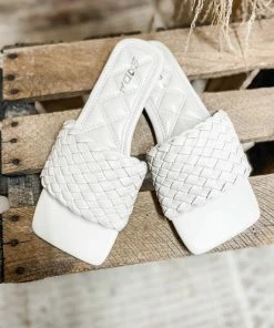Fortune Dynamic Tweet Sandals- Bone Shoes