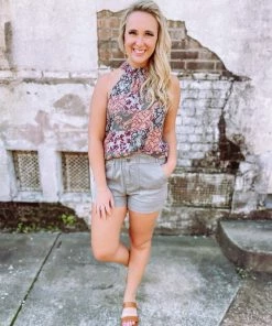 Trend Notes Tops Jada Paisley Floral Keyhole Detail Top 12 Trend Notes Tops Jada Paisley Floral Keyhole Detail Top