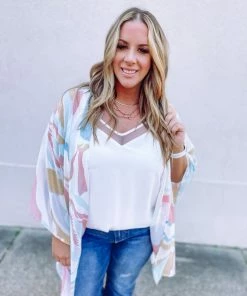 Entro Vienna Printed Asymmetrical Hem Kimono Outerwear