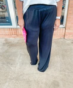 Lette (ee:some) Sophie Smocked Waist Pants- Black