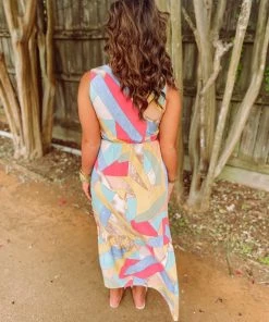 Entro Karter O-Ring Cut Out Midi Dress Dresses 9 Entro Karter O-Ring Cut Out Midi Dress Dresses