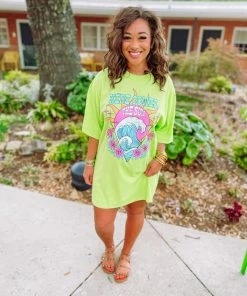 Pierce + Pine Here Comes The Sun T-Shirt Dress Neon Fit Check 10 Pierce + Pine Here Comes The Sun T-Shirt Dress Neon Fit Check